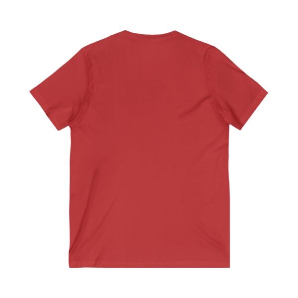 La camiseta unisex Tikal Vintage de cuello en V ofrece un look casual pero elegante.