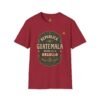 Camiseta unisex vintage de Guatemala con un estilo suave, perfecta para uso casual y como souvenir.