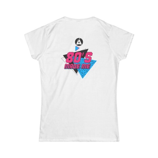 Camiseta para mujer, nostalgia de los 80s, perfecta para añadir un toque de color a tu armario.