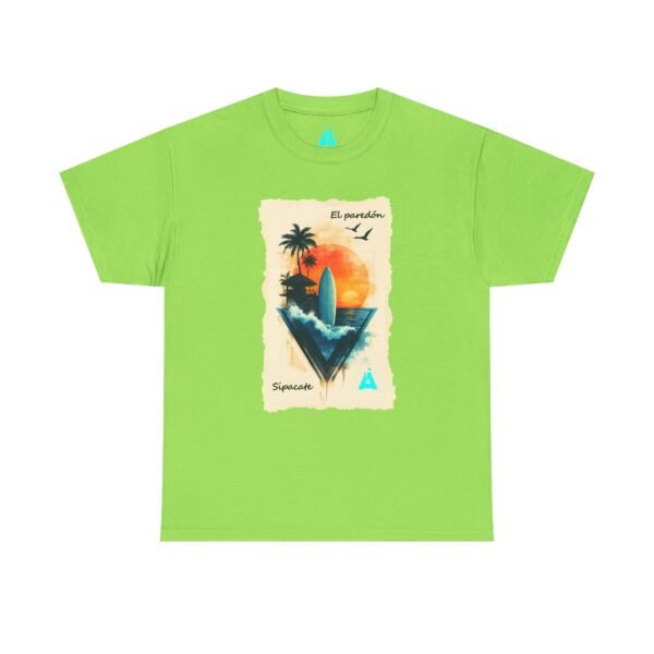 Vive un ambiente tropical con esta camiseta Sunset, unisex, perfecta para los amantes de la playa.