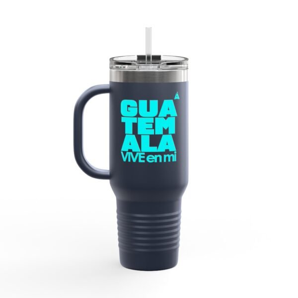 Elegante taza térmica de GUATE, ideal para quienes disfrutan de sus bebidas en movimiento.