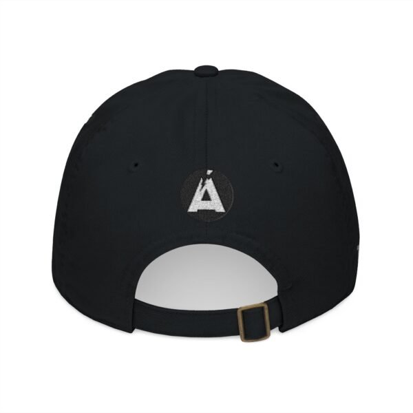 Gorra de béisbol orgánica bordada con el mapa de GUATE, un accesorio perfecto para quienes aman la ropa informal.