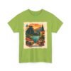 Celebra tu herencia guatemalteca con esta camiseta unisex con orgullo, perfecta para pasear.