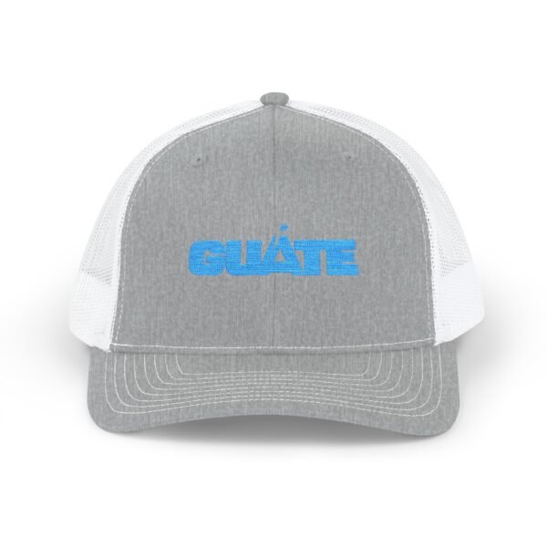 Elegante gorra de Camionero, bordada, perfecta para uso casual, una opción moderna y cómoda.