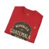 Camiseta unisex vintage de Guatemala con un estilo suave, perfecta para uso casual y como souvenir.