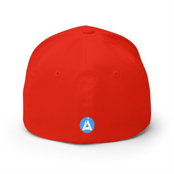 Elegante gorra bordada cerrada para cualquier ocasión. Perfecta como gorra deportiva.