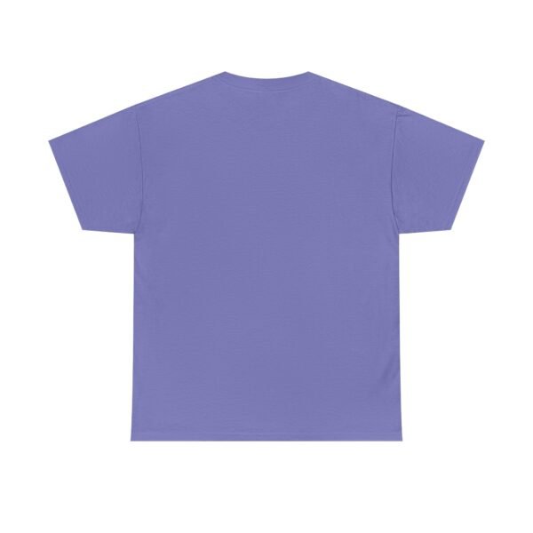 Celebra tu herencia guatemalteca con esta camiseta unisex con orgullo, perfecta para pasear.