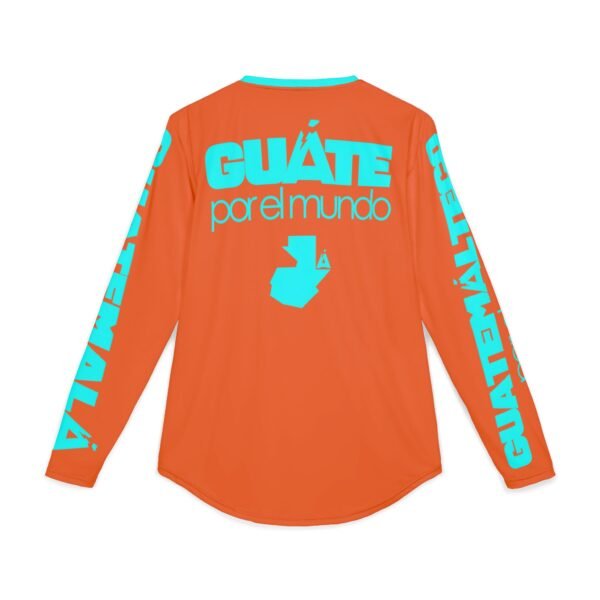 Camisa de manga larga con protección UV para hombre. Perfecta para actividades al aire libre como un día en la playa.