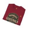 Camiseta unisex vintage de Guatemala con un estilo suave, perfecta para uso casual y como souvenir.