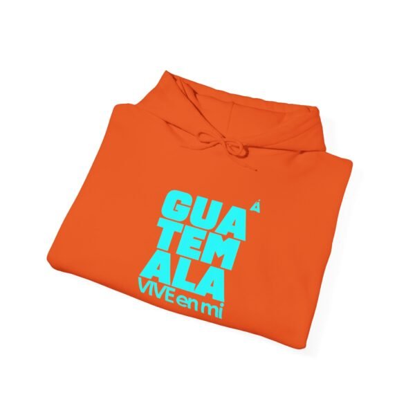 Mantente abrigado y con estilo con esta sudadera unisex Guatemala VIVE en Mí. Perfecta para mostrar tus raíces.