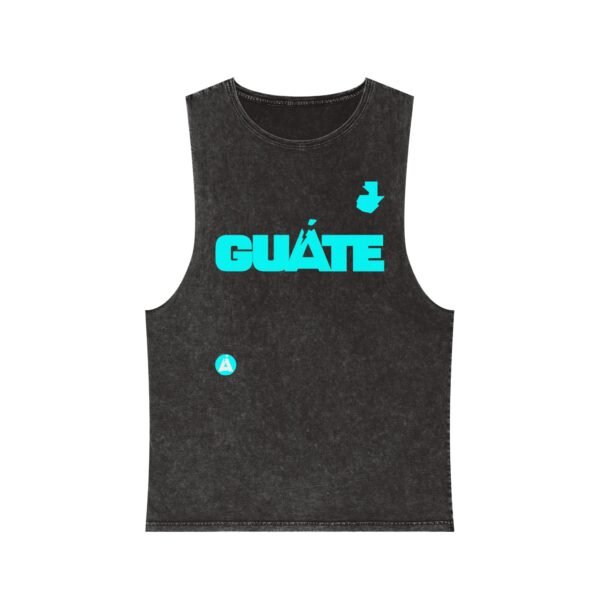 Camiseta unisex de GUATE con lavado a la piedra irradia, estilo relajado y natural, ideal para salidas informales.