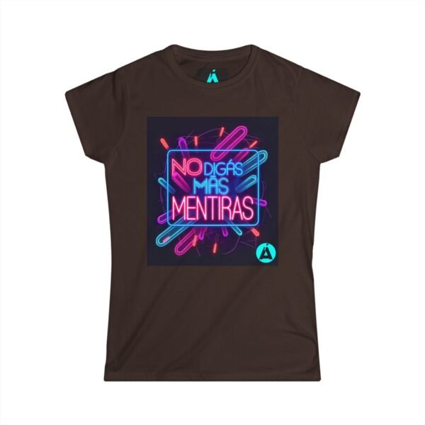 Camiseta para mujer, nostalgia de los 80s, perfecta para añadir un toque de color a tu armario.