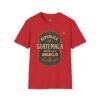 Camiseta unisex vintage de Guatemala con un estilo suave, perfecta para uso casual y como souvenir.