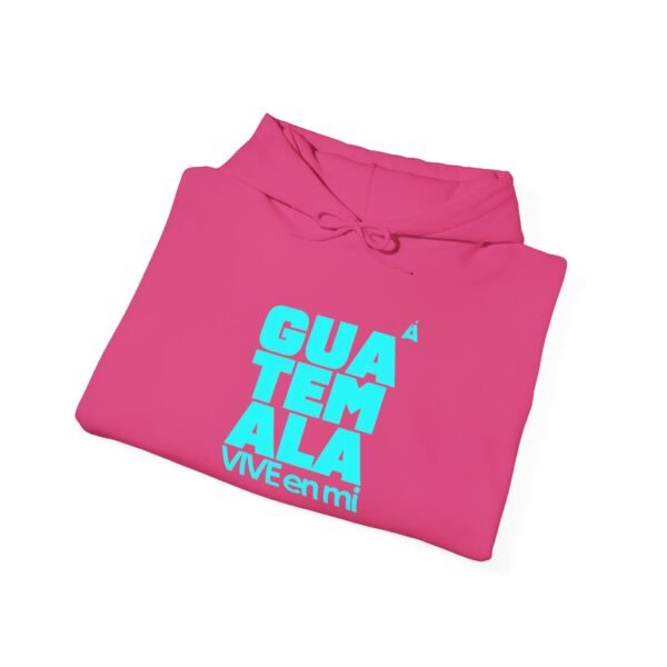 Mantente abrigado y con estilo con esta sudadera unisex Guatemala VIVE en Mí. Perfecta para mostrar tus raíces.