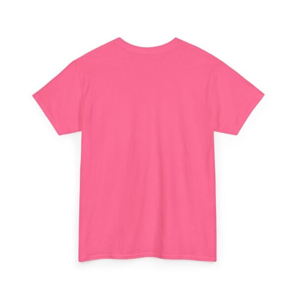 Celebra tu herencia guatemalteca con esta camiseta unisex con orgullo, perfecta para pasear.