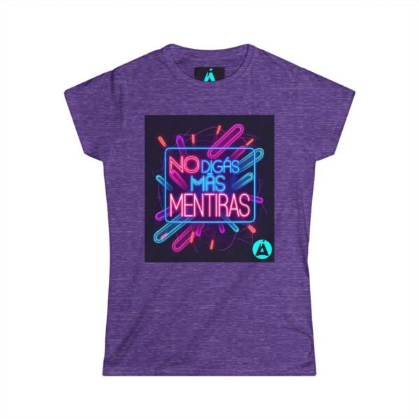 Camiseta para mujer, nostalgia de los 80s, perfecta para añadir un toque de color a tu armario.