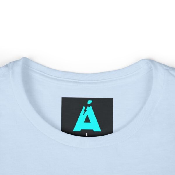 Camiseta para mujer, nostalgia de los 80s, perfecta para añadir un toque de color a tu armario.