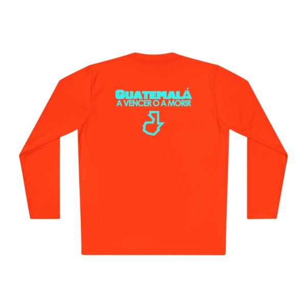 Camiseta unisex ligera manga larga espíritu guatemalteco perfecta para cualquier aficionado al fútbol.
