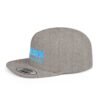 Esta gorra plana es elegante y ajustable, perfecta para el día a día.
