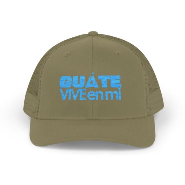 Elegante gorra de Camionero, bordada, perfecta para uso casual, una opción moderna y cómoda.