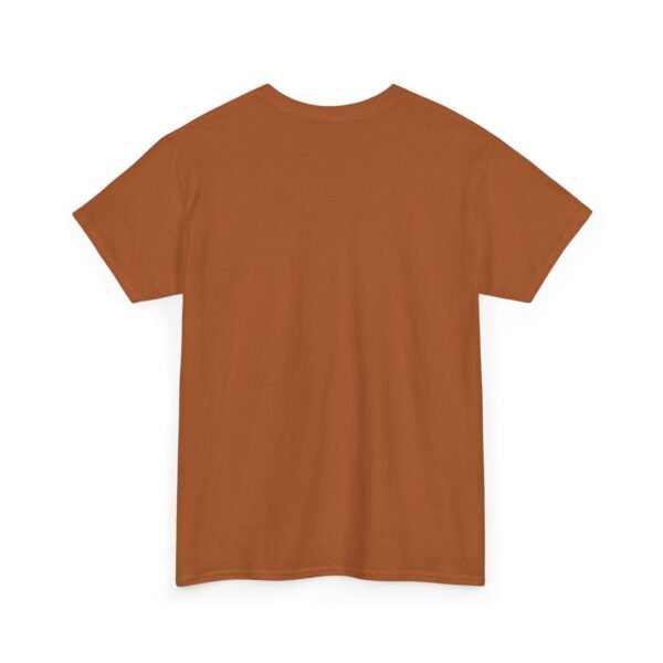 Celebra tu herencia guatemalteca con esta camiseta unisex con orgullo, perfecta para pasear.