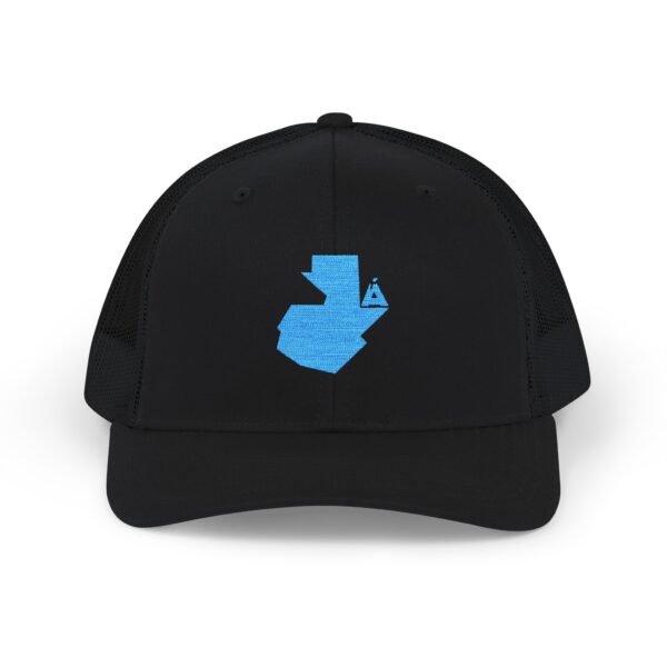 Elegante gorra de Camionero, bordada, perfecta para uso casual, una opción moderna y cómoda.