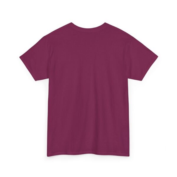 Celebra tu herencia guatemalteca con esta camiseta unisex con orgullo, perfecta para pasear.