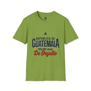 Celebra tu herencia guatemalteca con esta camiseta unisex con orgullo, perfecta para pasear.