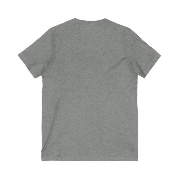 La camiseta unisex Tikal Vintage de cuello en V ofrece un look casual pero elegante.