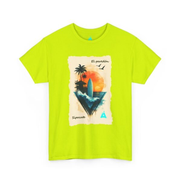 Vive un ambiente tropical con esta camiseta Sunset, unisex, perfecta para los amantes de la playa.