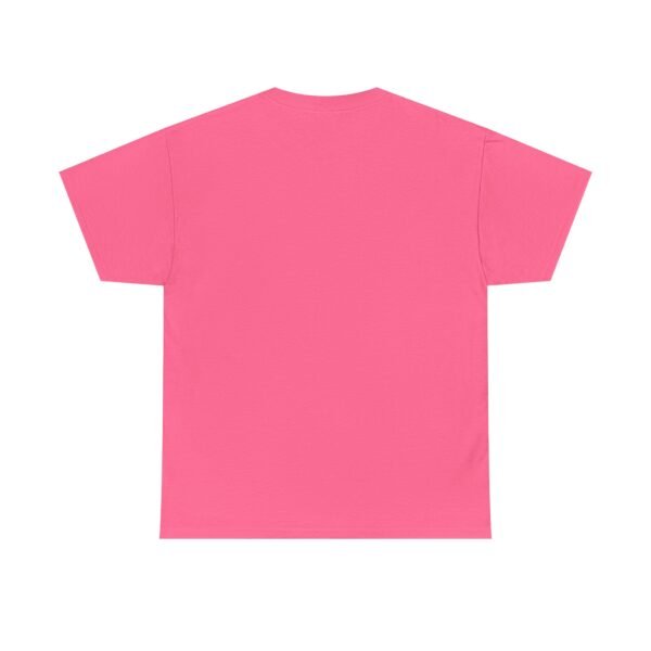 Celebra tu herencia guatemalteca con esta camiseta unisex con orgullo, perfecta para pasear.