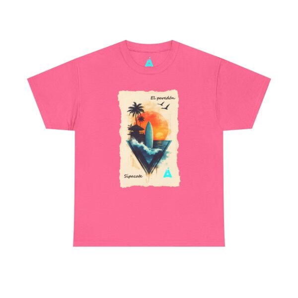 Vive un ambiente tropical con esta camiseta Sunset, unisex, perfecta para los amantes de la playa.