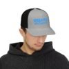 Elegante gorra de Camionero, bordada, perfecta para uso casual, una opción moderna y cómoda.