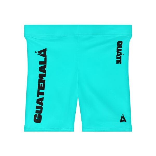 Elegantes shorts ciclistas deportivos para mujer, perfectos para entrenar y para el verano.
