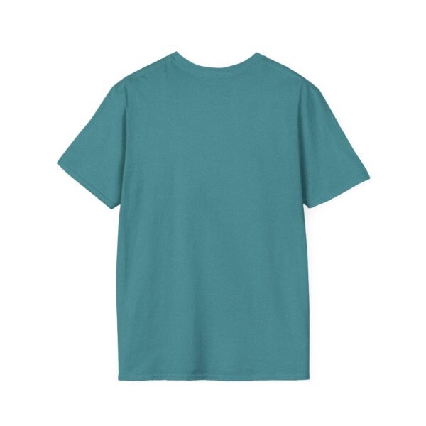 Celebra tu herencia guatemalteca con esta camiseta unisex con orgullo, perfecta para pasear.