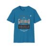 Celebra tu herencia guatemalteca con esta camiseta unisex con orgullo, perfecta para pasear.
