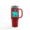 Elegante taza térmica de GUATE, ideal para quienes disfrutan de sus bebidas en movimiento.