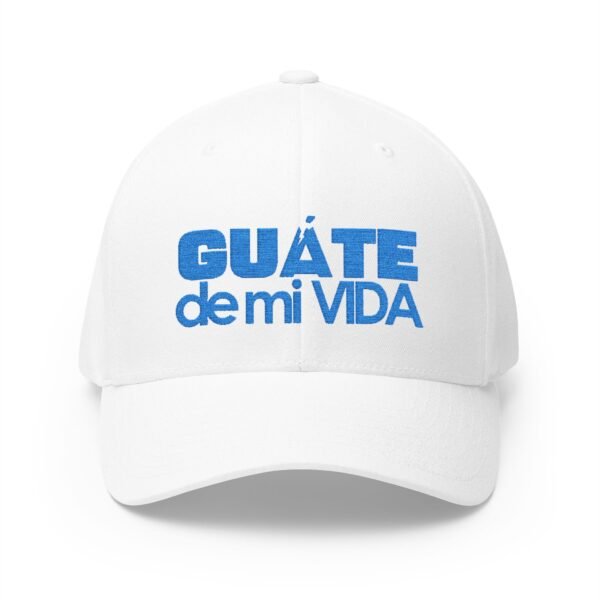 Elegante gorra bordada cerrada para cualquier ocasión. Perfecta como gorra deportiva.