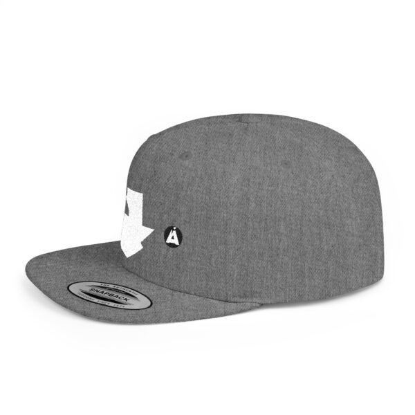 Gorra snapback con mapa de GUATE, perfecta como accesorio de moda para días de verano y salidas informales.