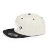 Gorra snapback con mapa de GUATE, perfecta como accesorio de moda para días de verano y salidas informales.