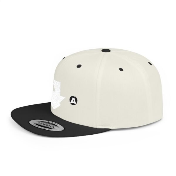 Gorra snapback con mapa de GUATE, perfecta como accesorio de moda para días de verano y salidas informales.
