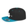 Gorra snapback con mapa de GUATE, perfecta como accesorio de moda para días de verano y salidas informales.