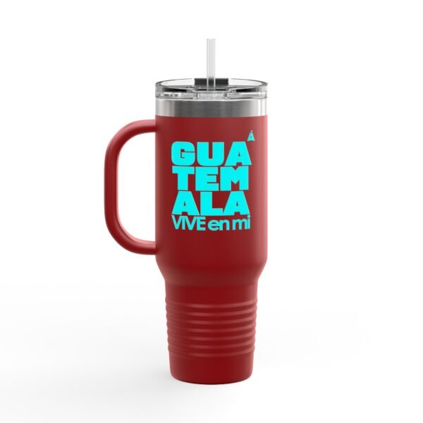 Elegante taza térmica de GUATE, ideal para quienes disfrutan de sus bebidas en movimiento.