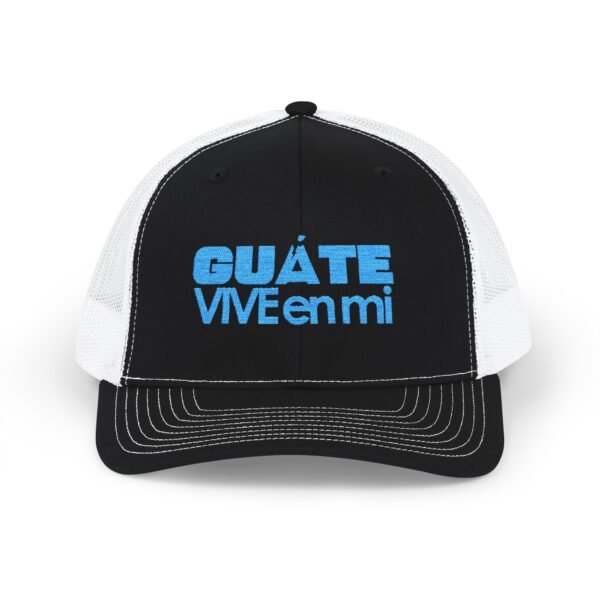 Elegante gorra de Camionero, bordada, perfecta para uso casual, una opción moderna y cómoda.