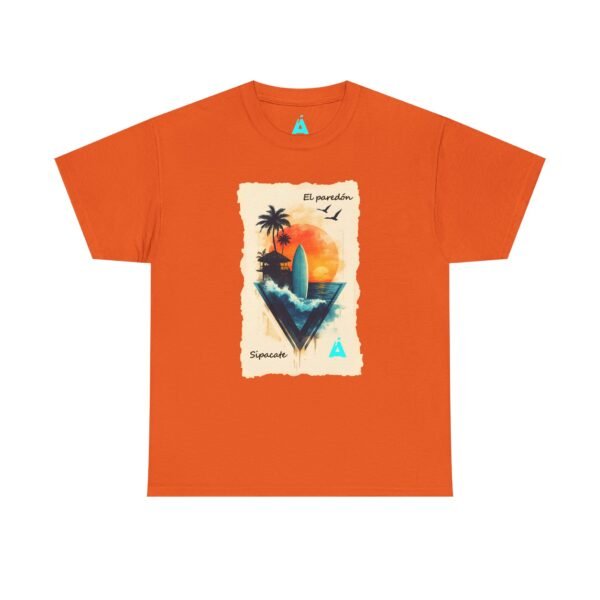 Vive un ambiente tropical con esta camiseta Sunset, unisex, perfecta para los amantes de la playa.