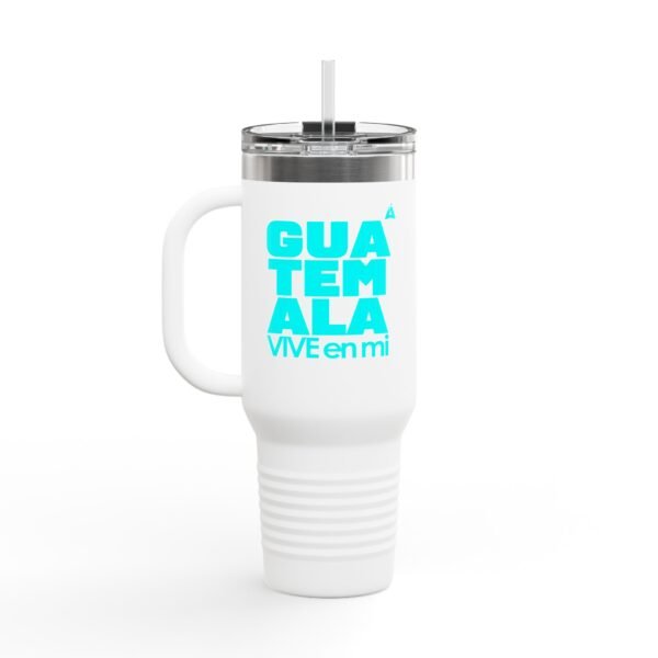 Elegante taza térmica de GUATE, ideal para quienes disfrutan de sus bebidas en movimiento.
