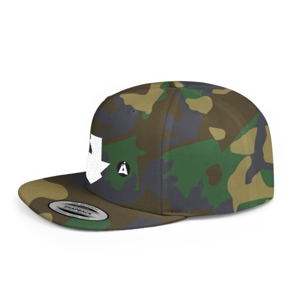 Gorra snapback con mapa de GUATE, perfecta como accesorio de moda para días de verano y salidas informales.