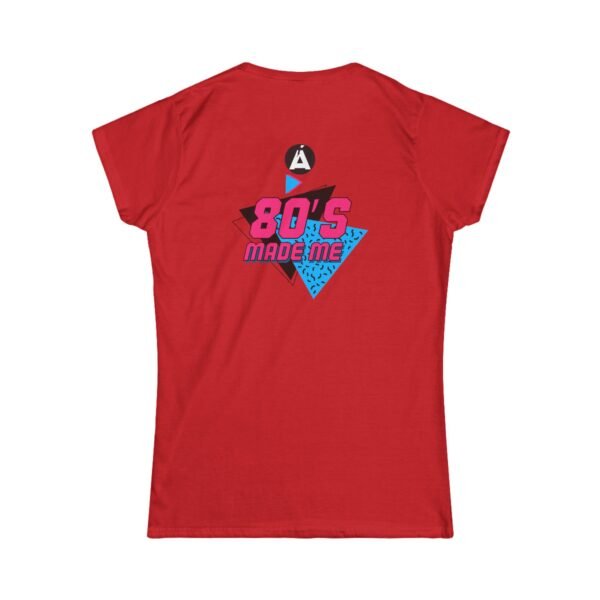 Camiseta para mujer, nostalgia de los 80s, perfecta para añadir un toque de color a tu armario.