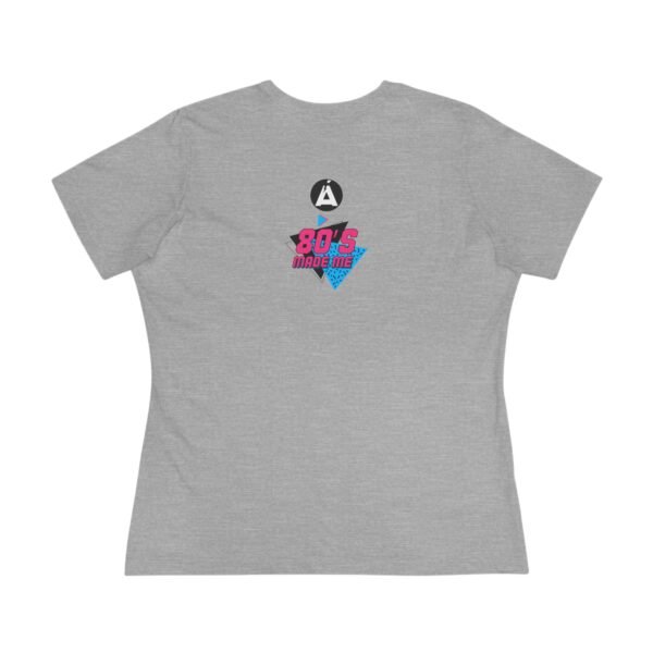 Camiseta de algodón inspirada en los 80s para mujer, imprescindible para darle un toque vintage a su armario.