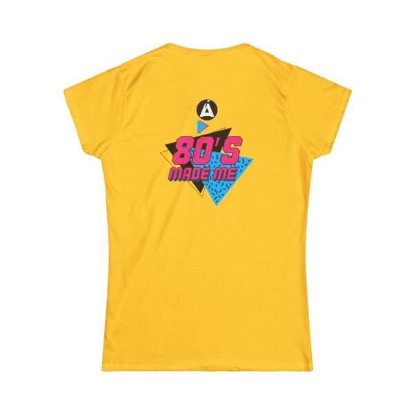 Camiseta para mujer, nostalgia de los 80s, perfecta para añadir un toque de color a tu armario.